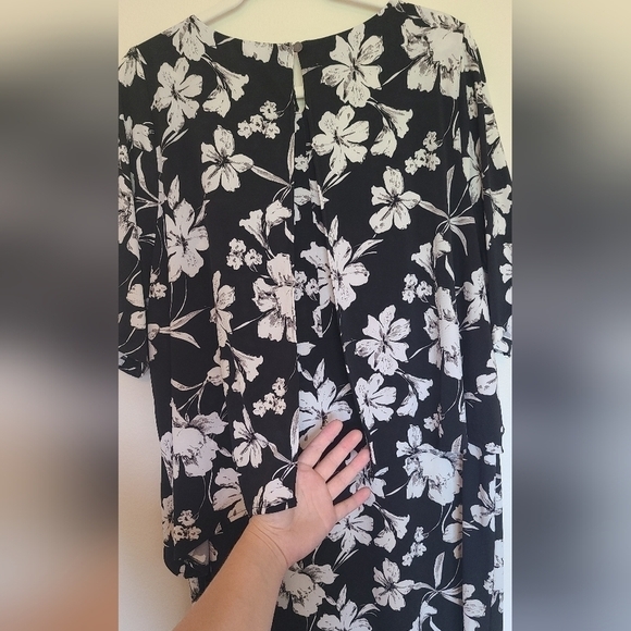 Chico's Floral Black & White Midi Dress with Layered Half Top and Keyhole Back - Picture 7 of 7